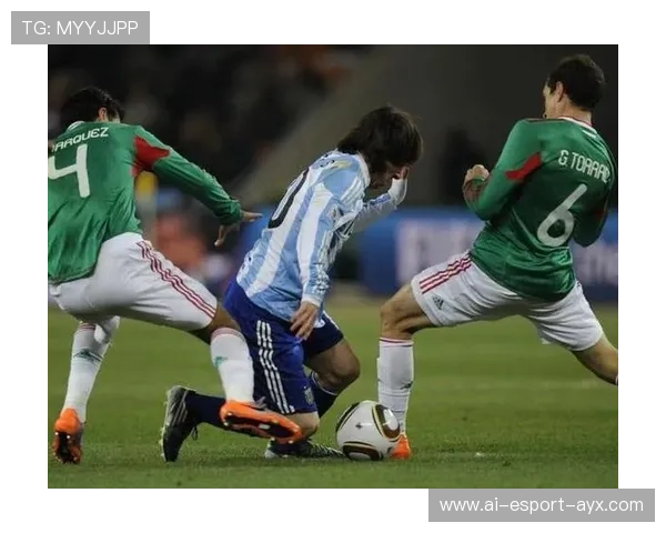 内马尔花式脚法晃倒后卫，助攻梅西轻松推进